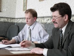 Заседание круглого стола, слева – Председатель Алтайского регионального отделения Российского союза молодых ученых Евгений Попов