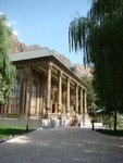 Загородная резиденция Президента Таджикистана "Пугус" – место проведения пленарного заседания III Форума творческой и научной интеллигенции государств-участников СНГ