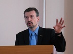 Открытие Форума: выступает Начальник Управления образования и науки Липецкой области Юрий Таран