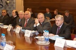 Ведет заседание Председатель Совета Федерации Сергей Миронов