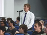 Участники семинара, в центре – Председатель Хакасского регионального отделения Российского союза молодых ученых Игорь Тонкошкуров