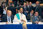 Участники Международного общественного форума "Роль народной дипломатии в развитии международного гуманитарного сотрудничества"