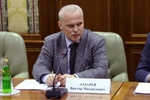 Советник по вопросам науки Председателя Совета Федерации, д.т.н. Виктор Лазарев